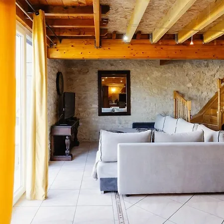 Confortable Avec Terrasse Holiday home Druillat